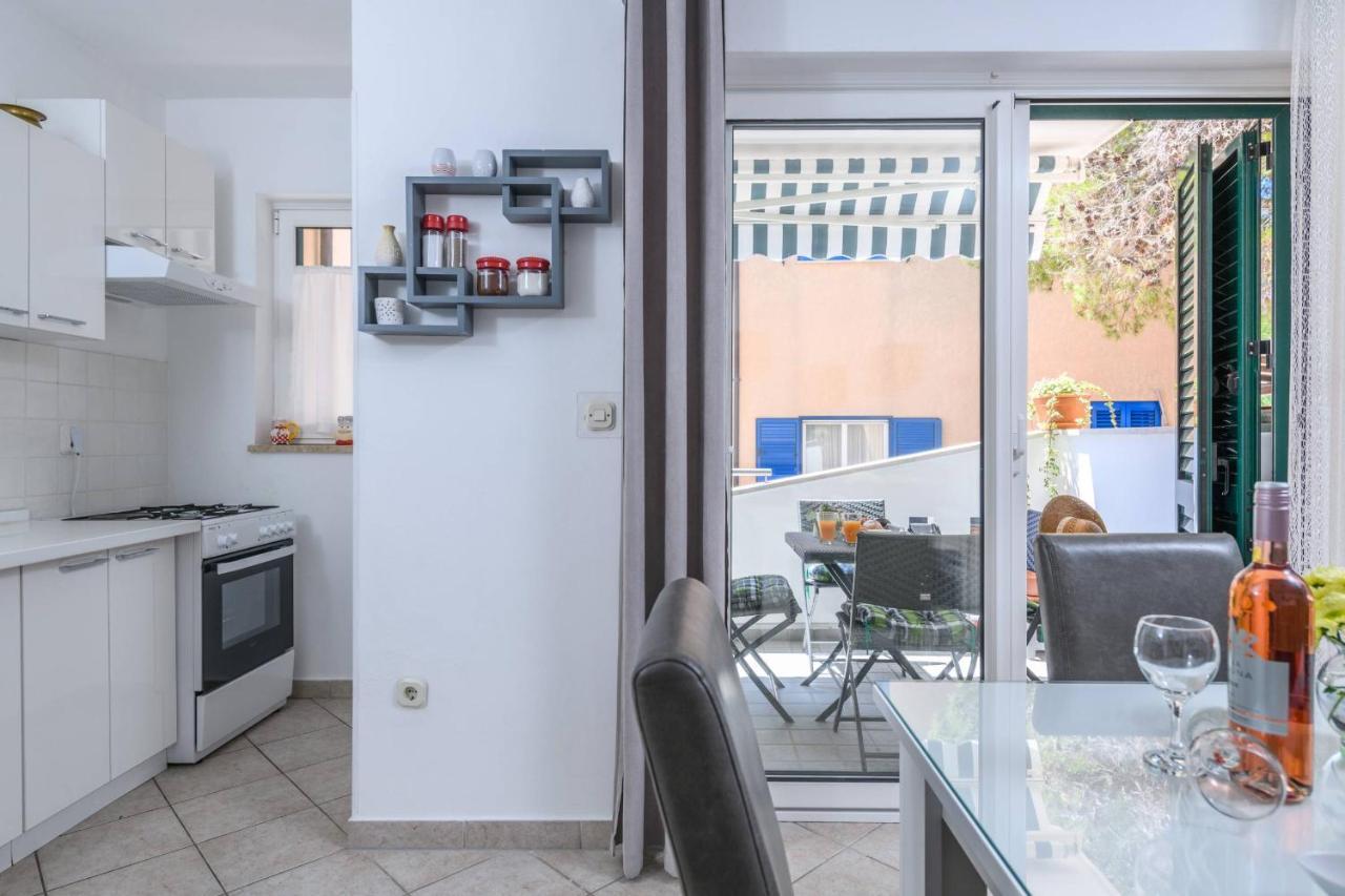 Apartment Sea Premantura Buitenkant foto