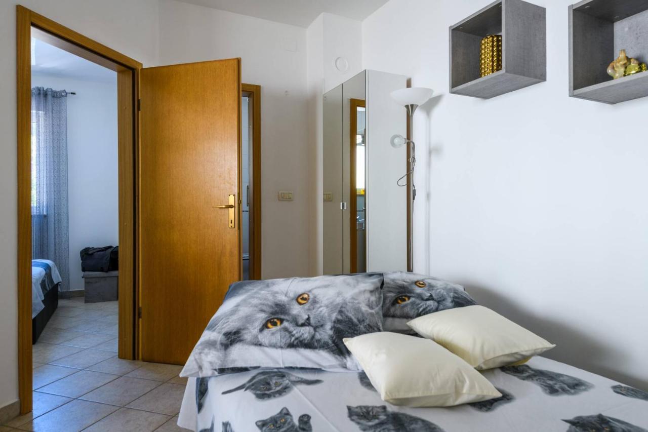 Apartment Sea Premantura Buitenkant foto